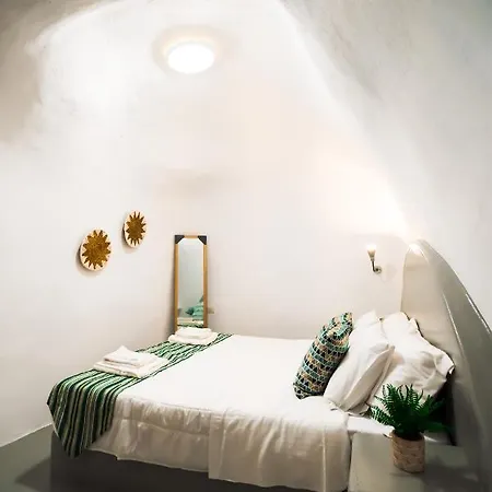 Jessica With Jacuzzi *