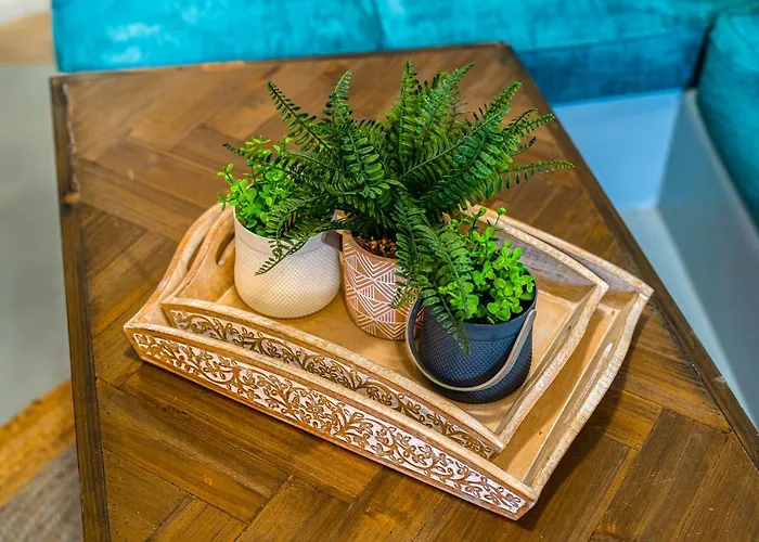 Jessica With Jacuzzi Firá